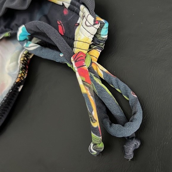 JETS by Jessika Allen Navy Floral Ruffle Tieside Bikini Bottom US Sz 6 - NWT! - Picture 4 of 9